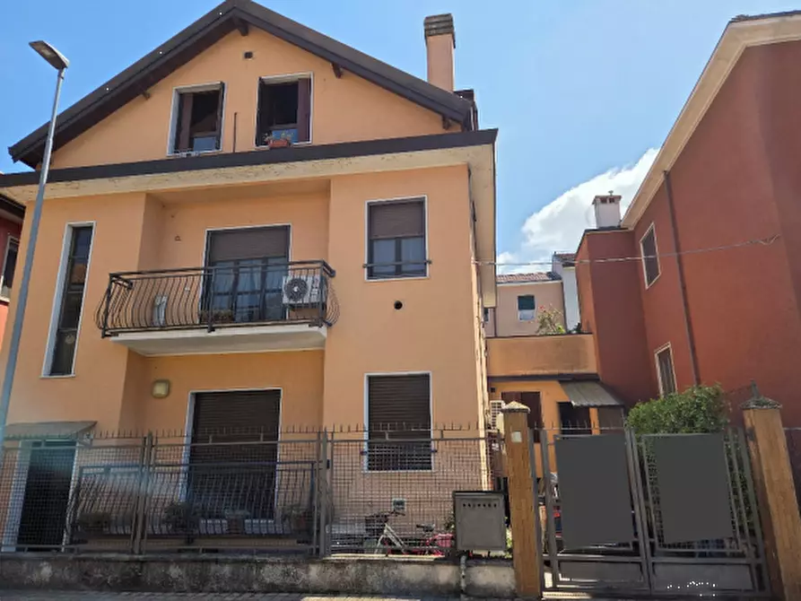 appartamento in vendita a Rozzano