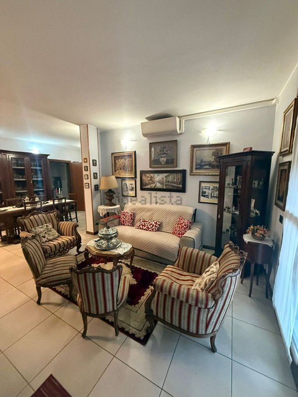 appartamento in vendita a Rozzano