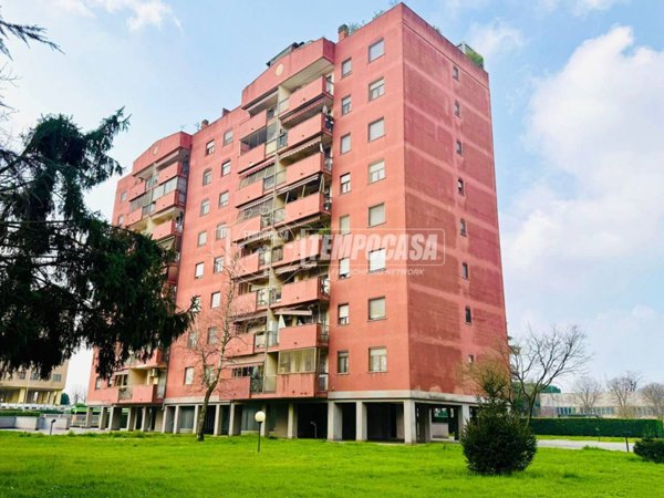 appartamento in vendita a Rozzano in zona Valleambrosia
