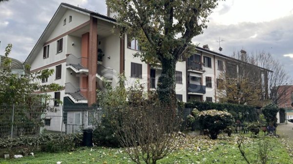 appartamento in vendita a Rozzano
