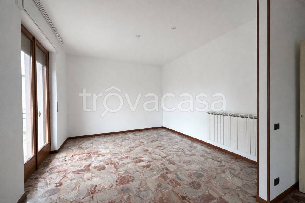 appartamento in vendita a Rozzano