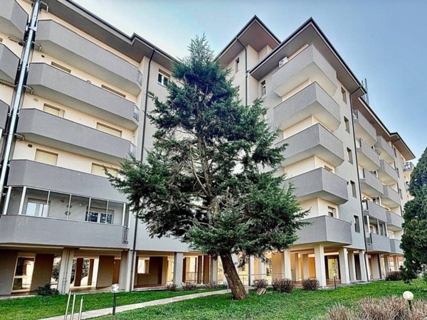 appartamento in vendita a Rozzano