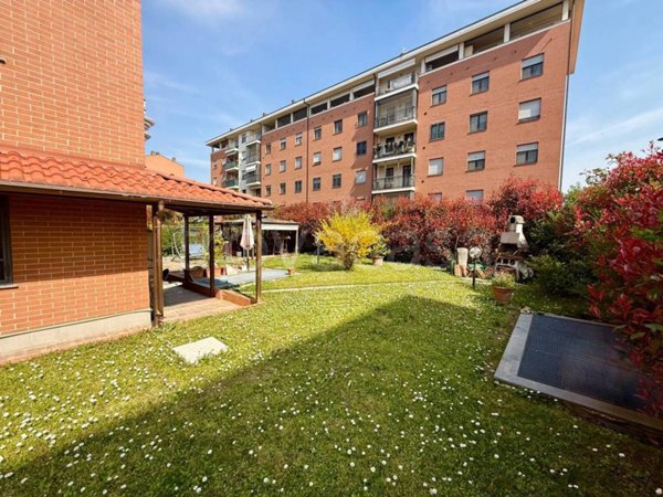 appartamento in vendita a Rozzano