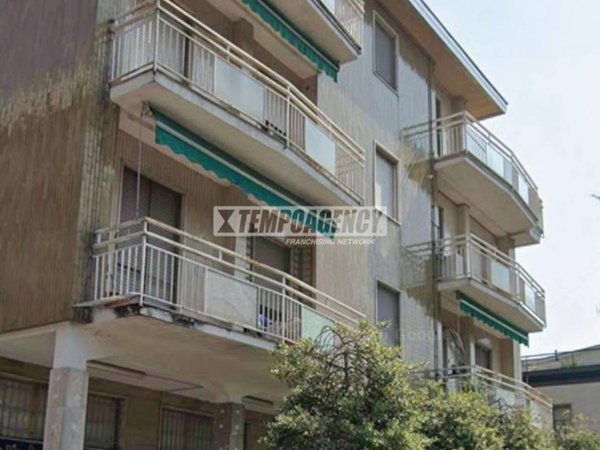 appartamento in vendita a Rozzano in zona Valleambrosia