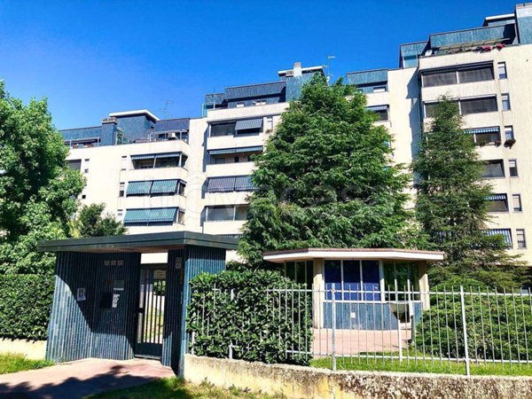 appartamento in vendita a Rozzano