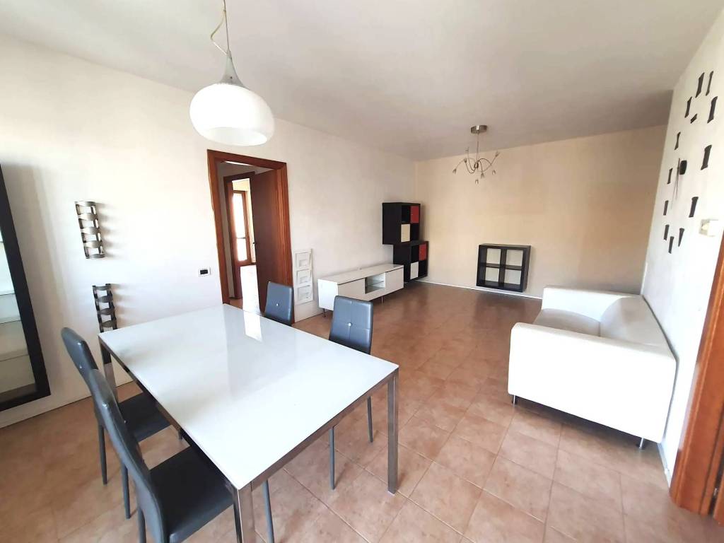 appartamento in vendita a Rozzano