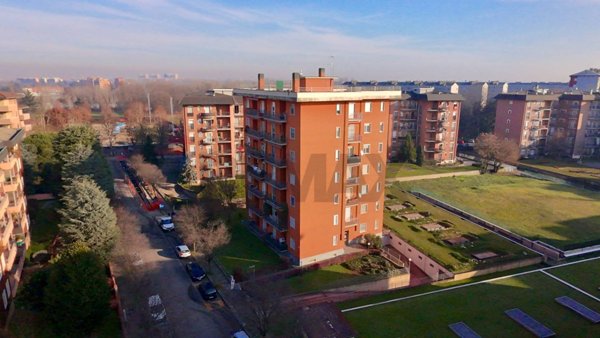 appartamento in vendita a Rozzano in zona Cassino Scanasio