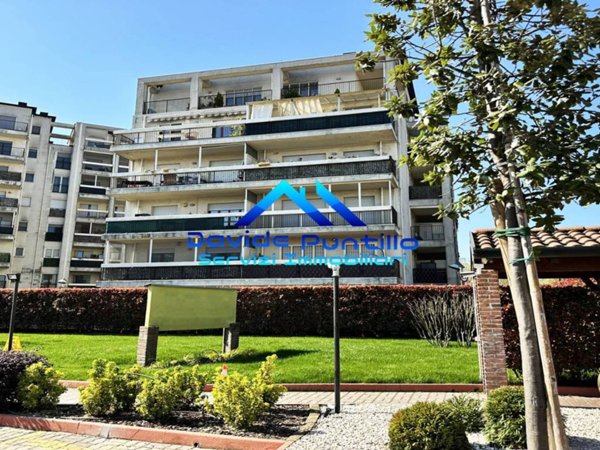 appartamento in vendita a Rozzano