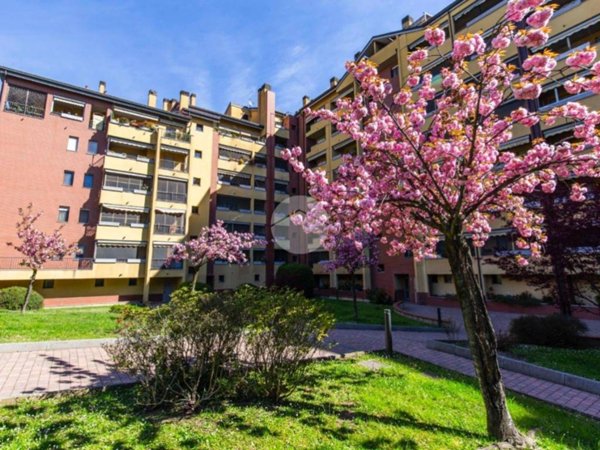 appartamento in vendita a Rozzano