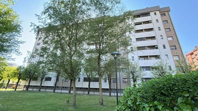 appartamento in vendita a Rozzano in zona Pontesesto