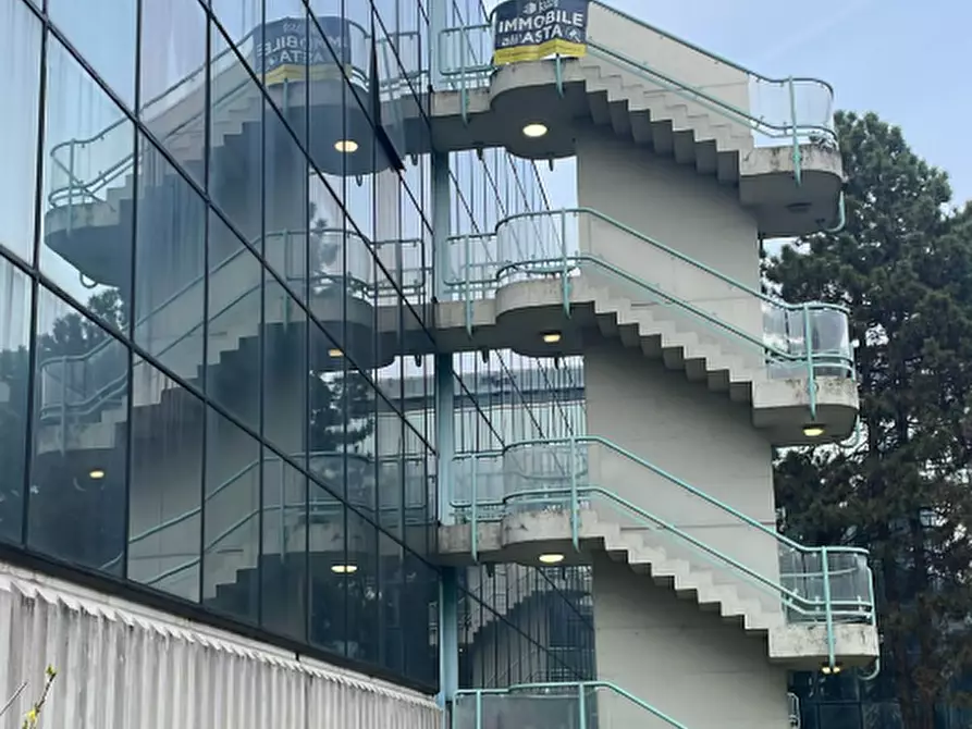 ufficio in vendita a Rozzano