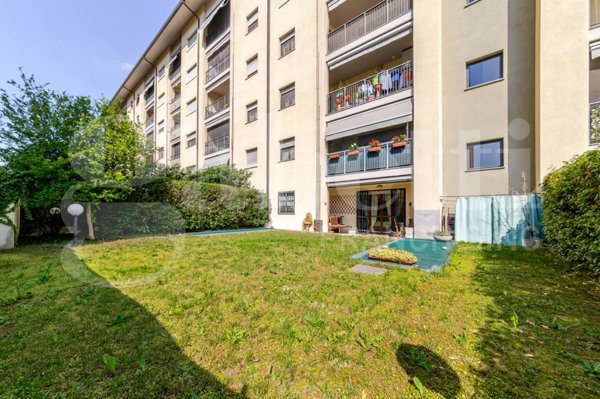 appartamento in vendita a Rozzano