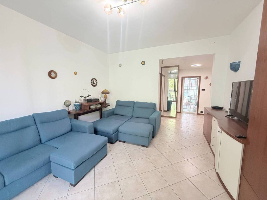 appartamento in vendita a Rozzano