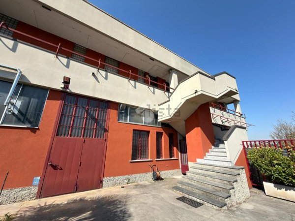 ufficio in vendita a Rozzano