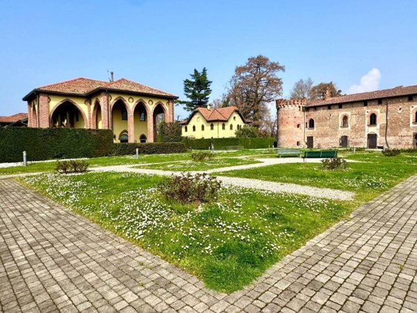 casa indipendente in vendita a Rozzano in zona Cassino Scanasio