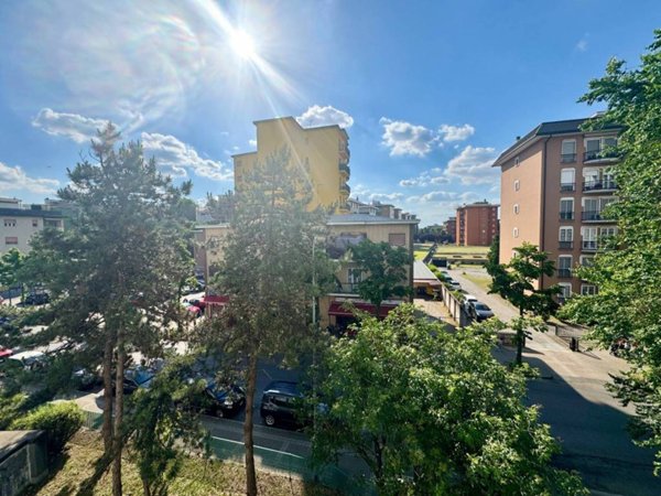 appartamento in vendita a Rozzano