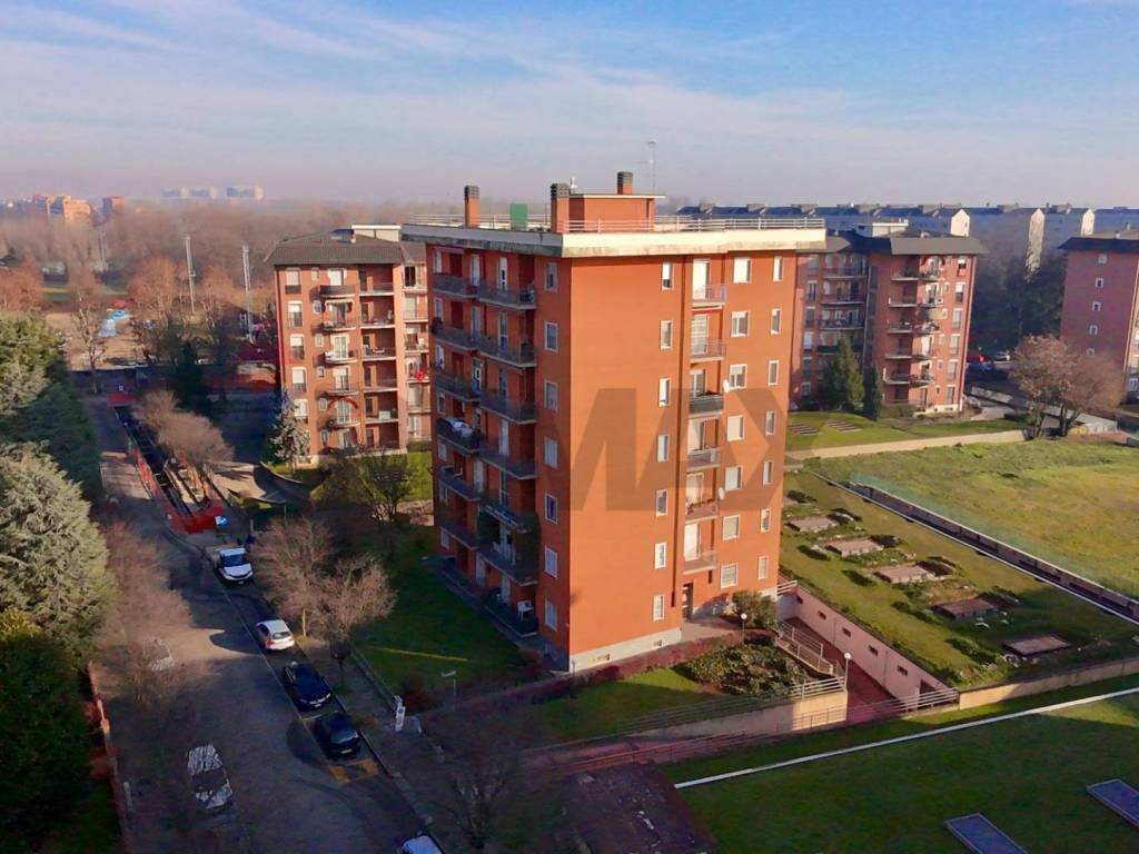 appartamento in vendita a Rozzano in zona Cassino Scanasio