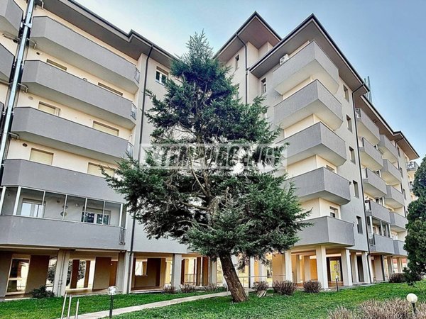 appartamento in vendita a Rozzano