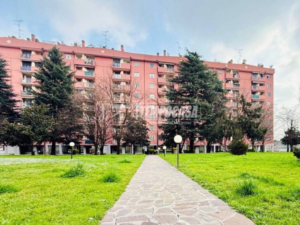 appartamento in vendita a Rozzano in zona Valleambrosia