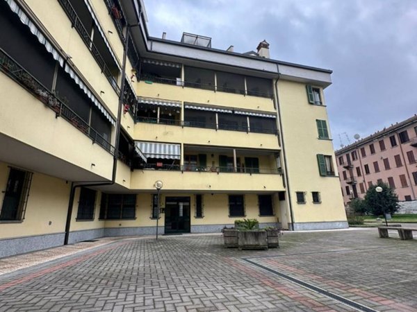 appartamento in vendita a Rozzano