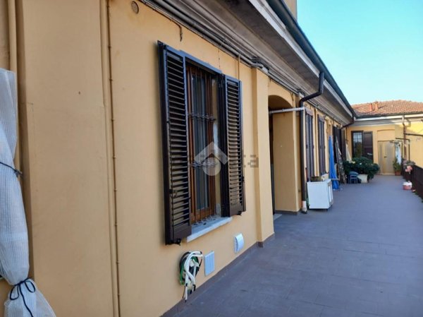 appartamento in vendita a Rozzano in zona Valleambrosia