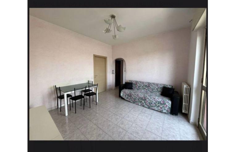 appartamento in vendita a Rozzano in zona Quinto Stampi