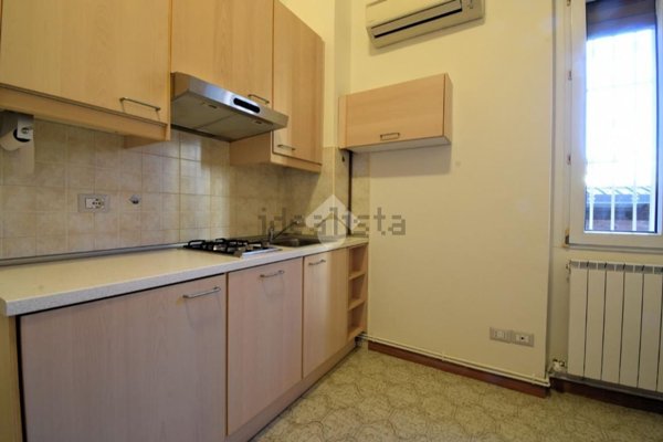 appartamento in vendita a Rozzano in zona Quinto Stampi