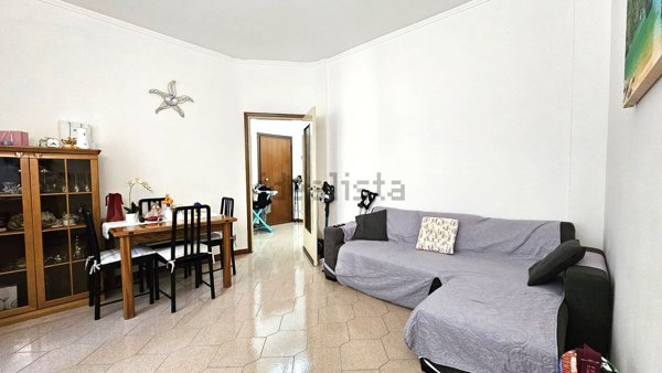 appartamento in vendita a Rozzano in zona Quinto Stampi