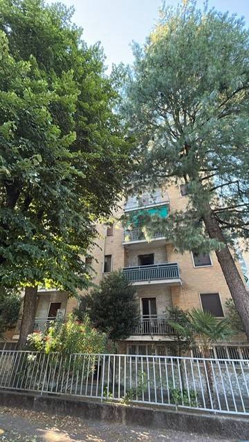 appartamento in vendita a Rozzano in zona Quinto Stampi