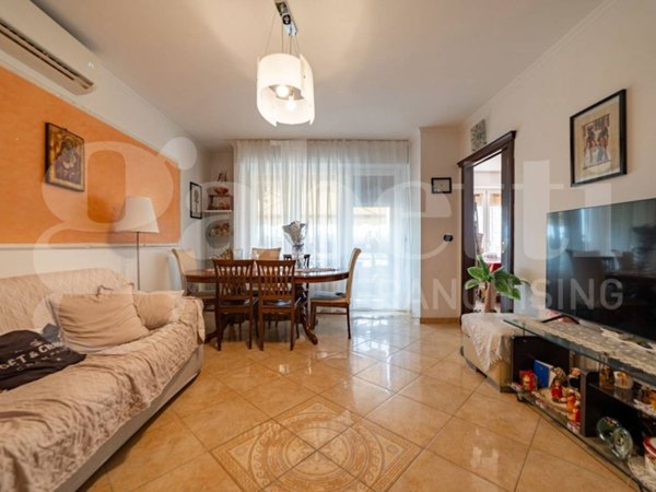 appartamento in vendita a Rozzano
