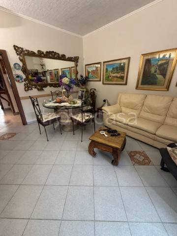 appartamento in vendita a Rozzano in zona Cassino Scanasio