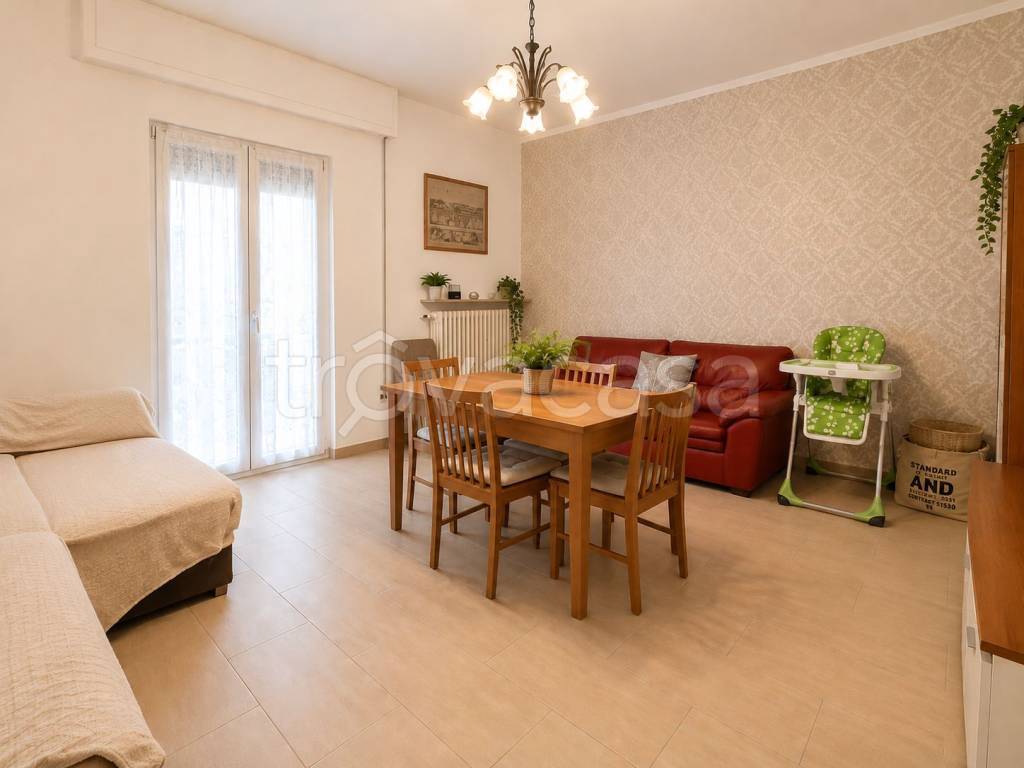 appartamento in vendita a Rozzano in zona Valleambrosia