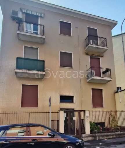 appartamento in vendita a Rozzano in zona Valleambrosia