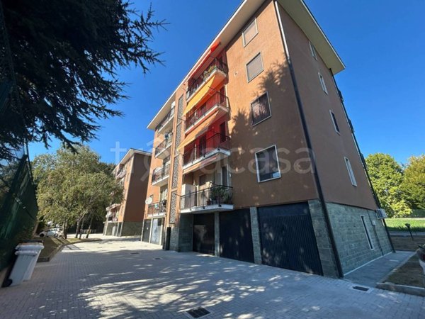 appartamento in vendita a Rozzano in zona Pontesesto