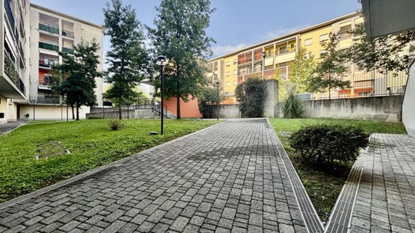 appartamento in vendita a Rozzano