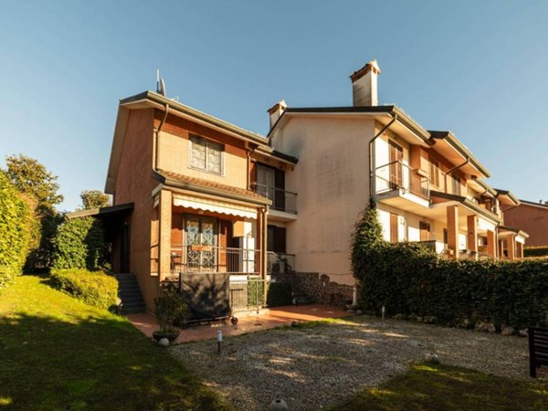 casa indipendente in vendita a Rozzano