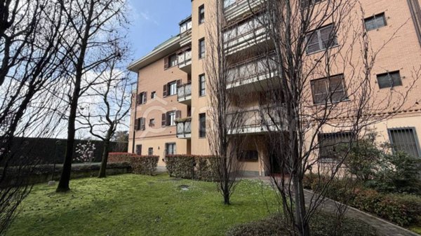 appartamento in vendita a Rozzano in zona Cassino Scanasio