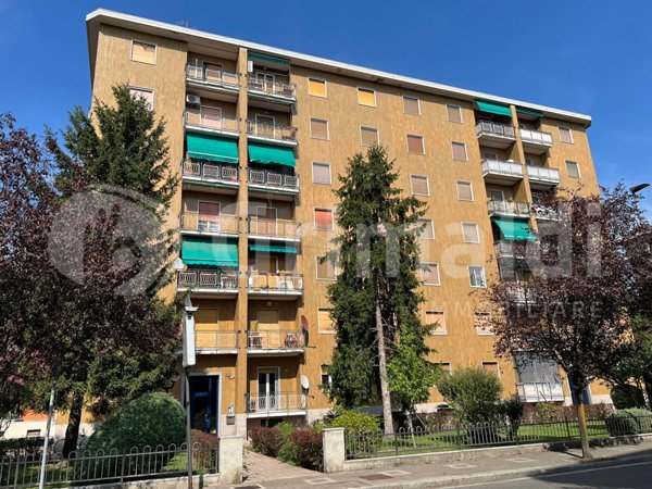 appartamento in vendita a Rozzano in zona Cassino Scanasio