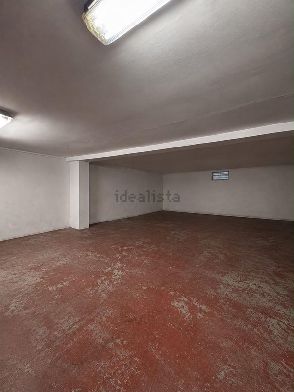 locale di sgombero in vendita a Rozzano in zona Valleambrosia