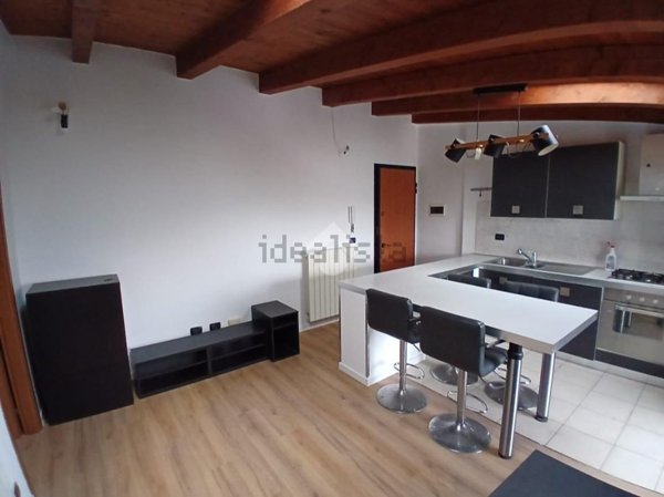 appartamento in vendita a Rozzano in zona Valleambrosia