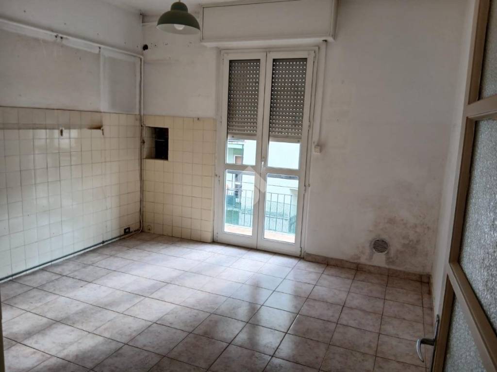 appartamento in vendita a Rozzano in zona Valleambrosia