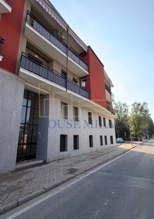 appartamento in vendita a Rozzano in zona Quinto Stampi