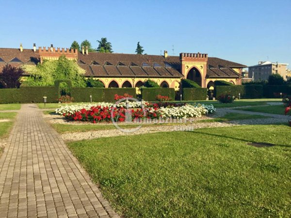 casa indipendente in vendita a Rozzano in zona Cassino Scanasio
