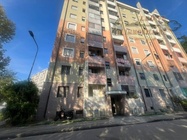 appartamento in vendita a Rozzano in zona Cassino Scanasio