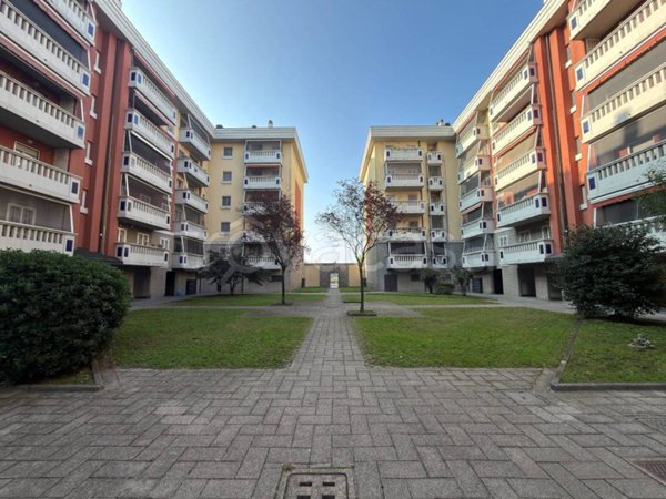 appartamento in vendita a Rozzano