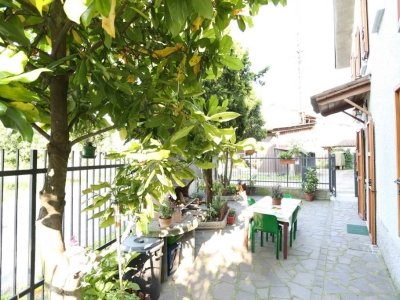 casa indipendente in vendita a San Colombano al Lambro