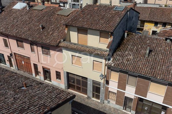casa indipendente in vendita a San Colombano al Lambro