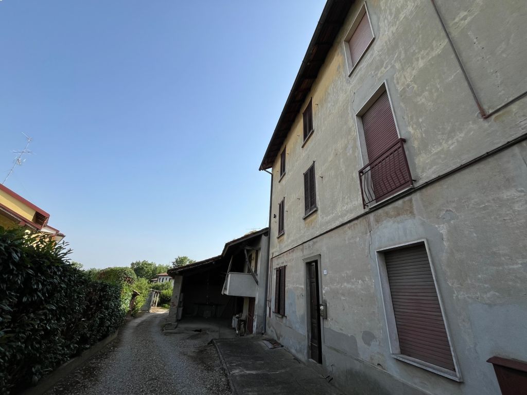 casa indipendente in vendita a San Colombano al Lambro