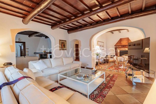 casa indipendente in vendita a San Colombano al Lambro in zona Campagna