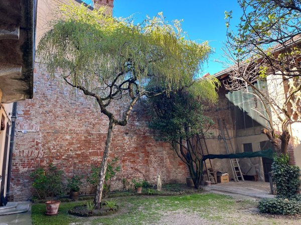 appartamento in vendita a San Colombano al Lambro